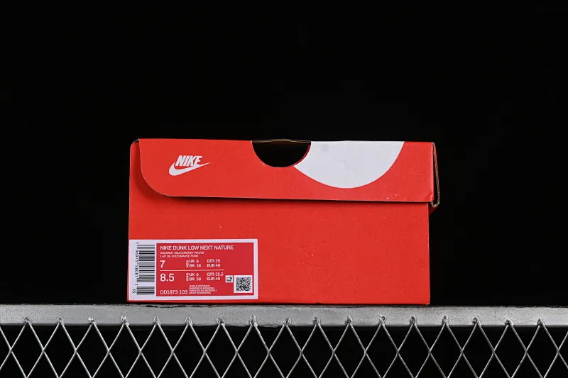 All categories Nk SB Dunk series Nk SB Dunk Low low-top sneakers Nk Dunk Low "Next Nature" milk white dark brown SB strap low-top casual sneakers DD1873-103